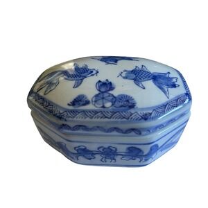 Vintage Chinese Blue & White Porcelain Trinket Box With Lid Koi Goldfish Artwork